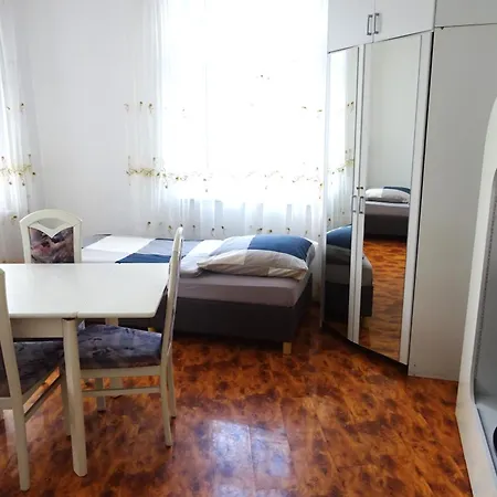 Essen-city Apartment